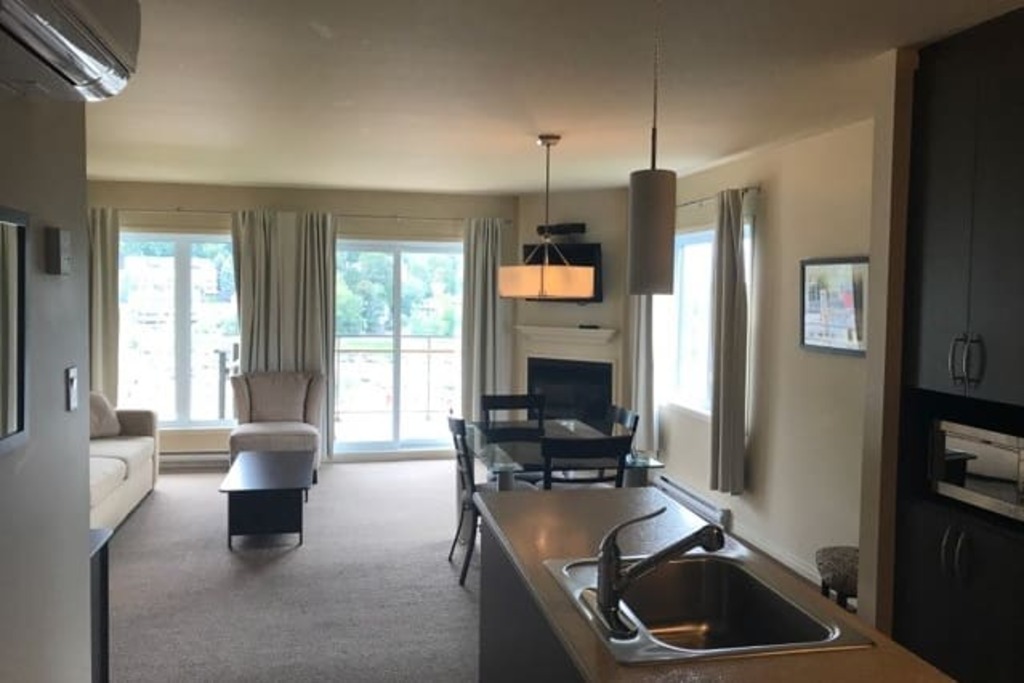 Top 11 Airbnb Vacation Rentals In Bromont, Canada Updated 2024 Trip101