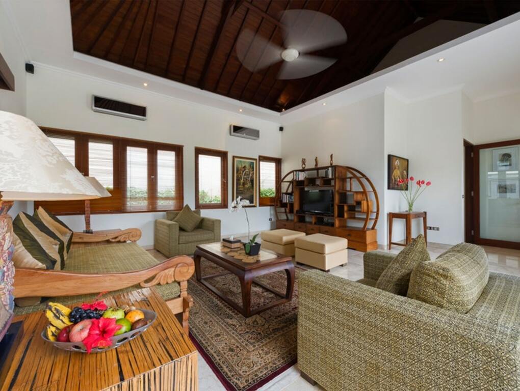 three-bedroom villa for up to eight guests