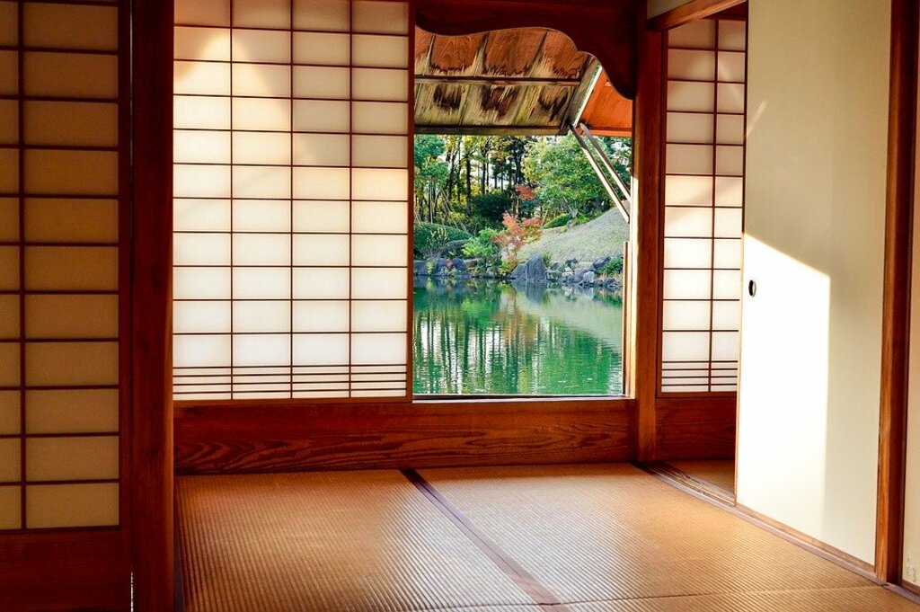 Japanese-style room