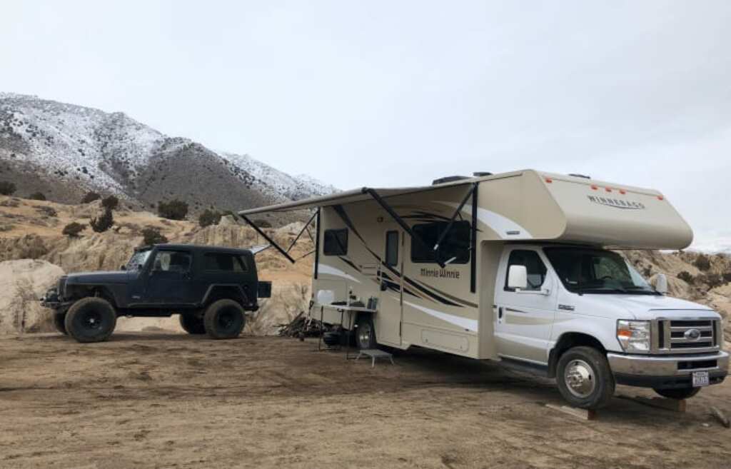2017 Winnebago Minnie Winnie 25B