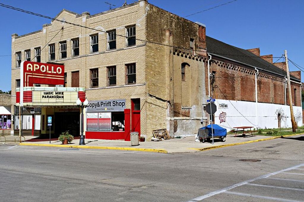 Apollo Movie Theatre, Princeton, Illinois (7885380032)