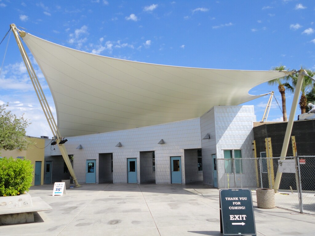 Reid Park Zoo Entrance