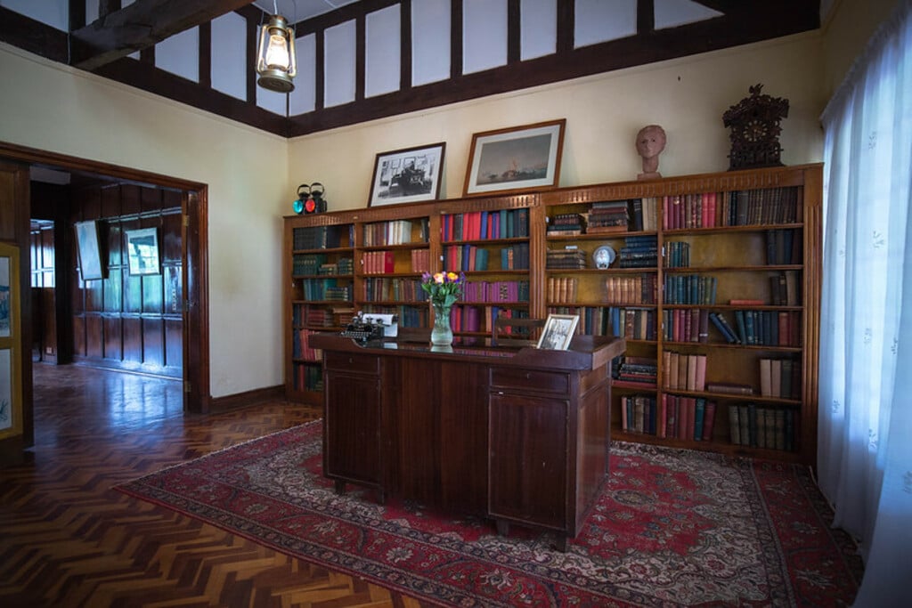 Karen Blixen's library [credit: Make it Kenya, Stuart Price, Flickr]