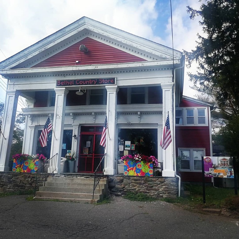 things to do in bethel ny | take a scoop of sweetness at bethel market cafe