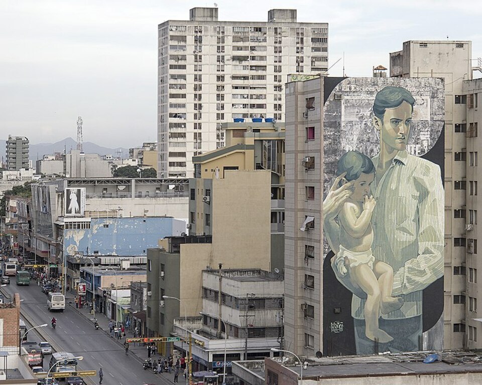 2015-08-maracay-venezuela-panorama