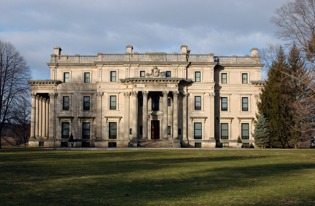 The Vanderbilt Mansion