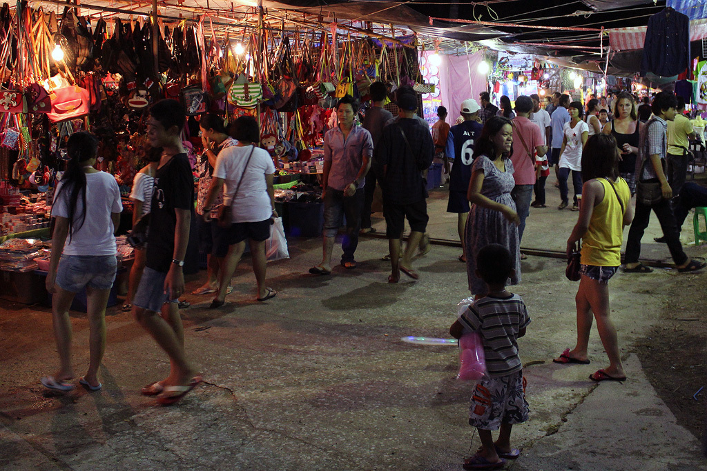 Thai-Night-market wIMG 3912