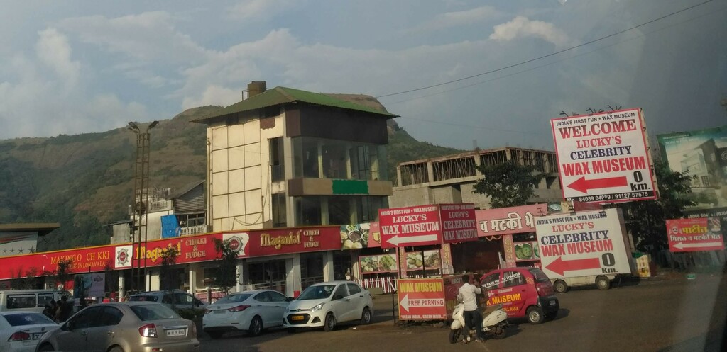 Maganlal Chikki in Lonavala Market