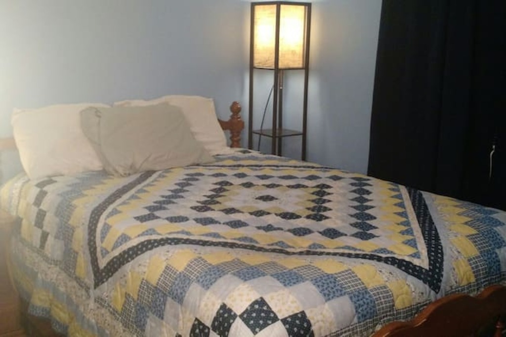 cozy upper valley bedroom