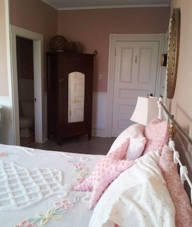 salty towers — room with private bathroom