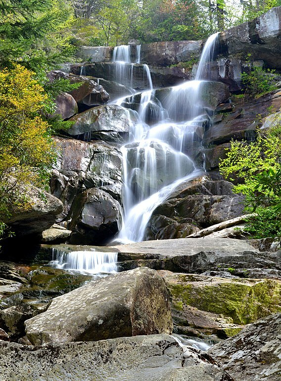 03 2011 - Ramsey Cascades, Hiking Trail Article