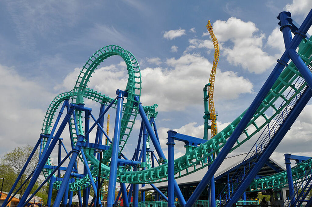 Stinger Dorney Park 01