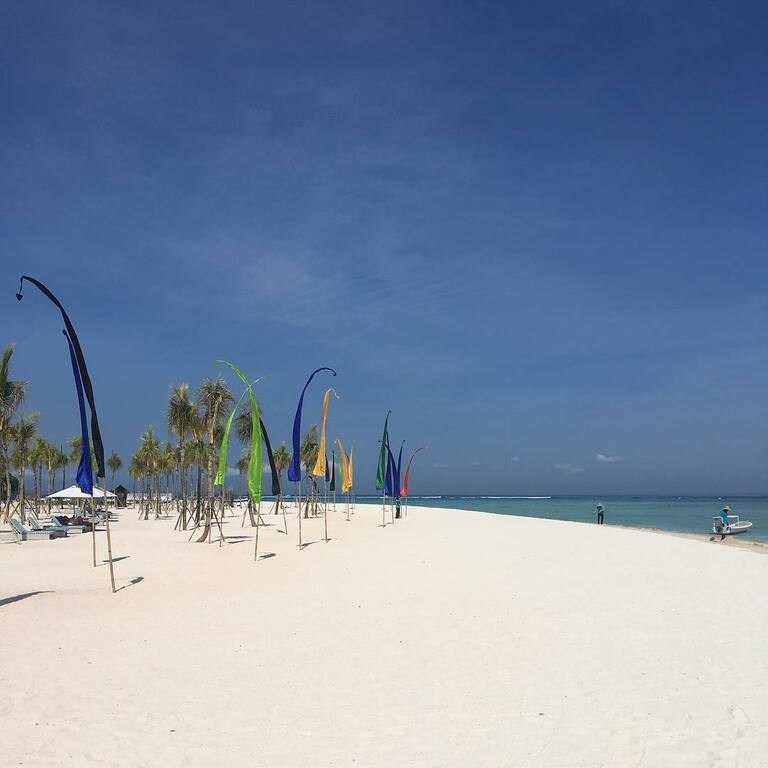 beaches in nusa lembongan | coconut beach