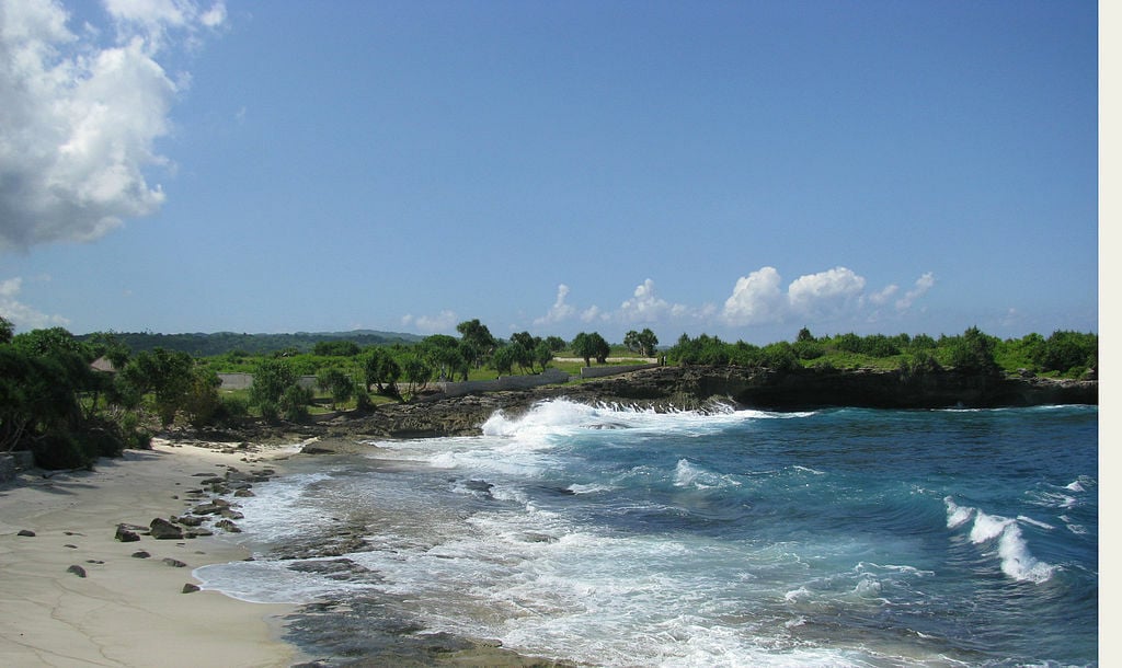 Sunset Beach on Nusa Lembongan