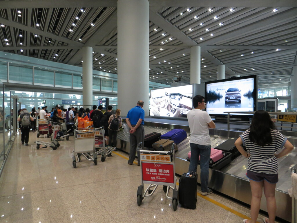 PEK Airport baggage reclaim, June 2014