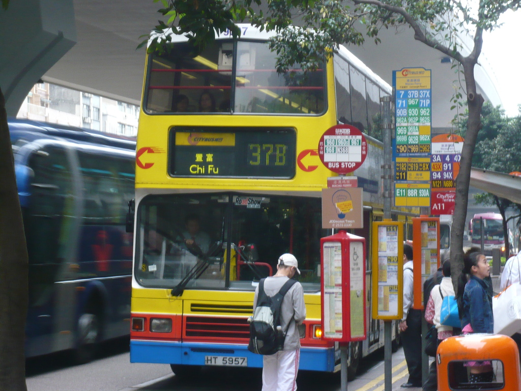 Best Taxi Alternatives in 3 Of The Busiest Cities In Asia | Trip101