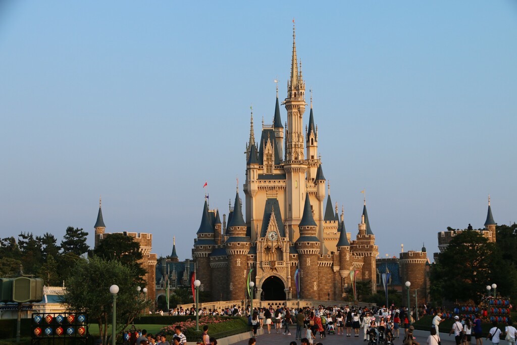 A8 Tokyo Disneyland
