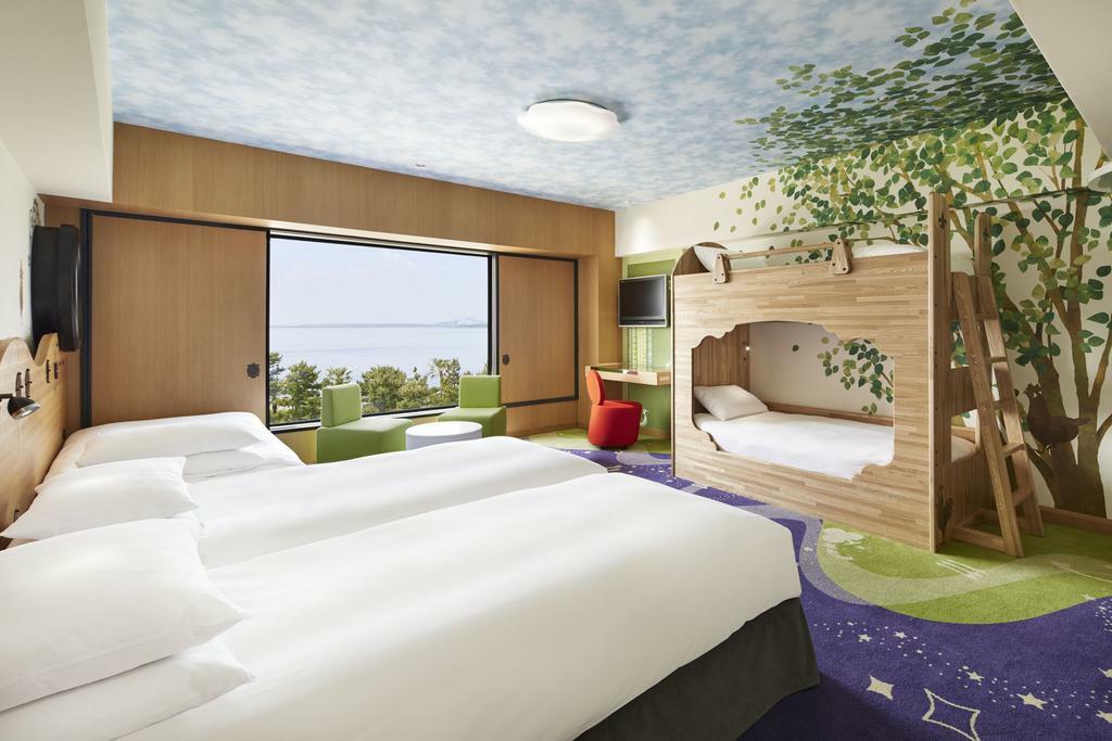 guide to tokyo disneyland | where to stay in and around tokyo disneyland