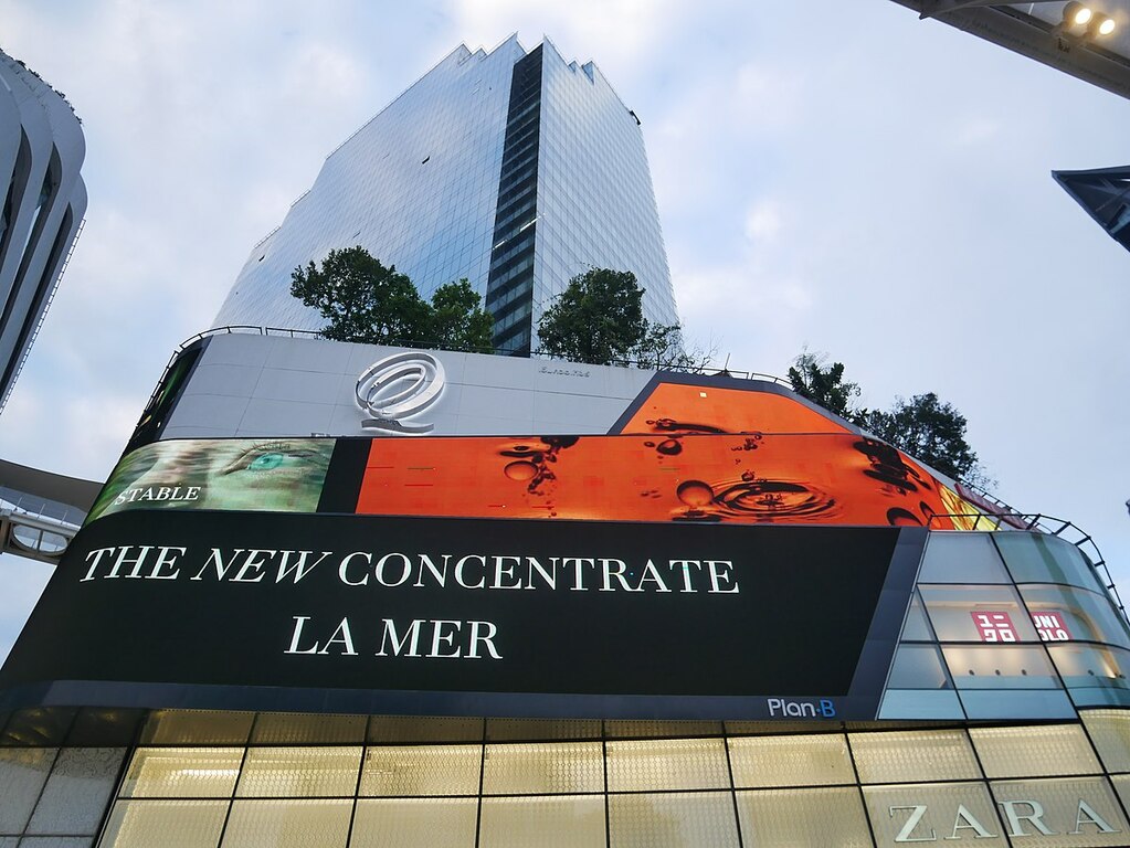 ศูนย์การค้าดิ เอ็มควอร์เทียร์ เขตวัฒนา กรุงเทพมหานคร The Emquartier,Vadhana,Bangkok (1)