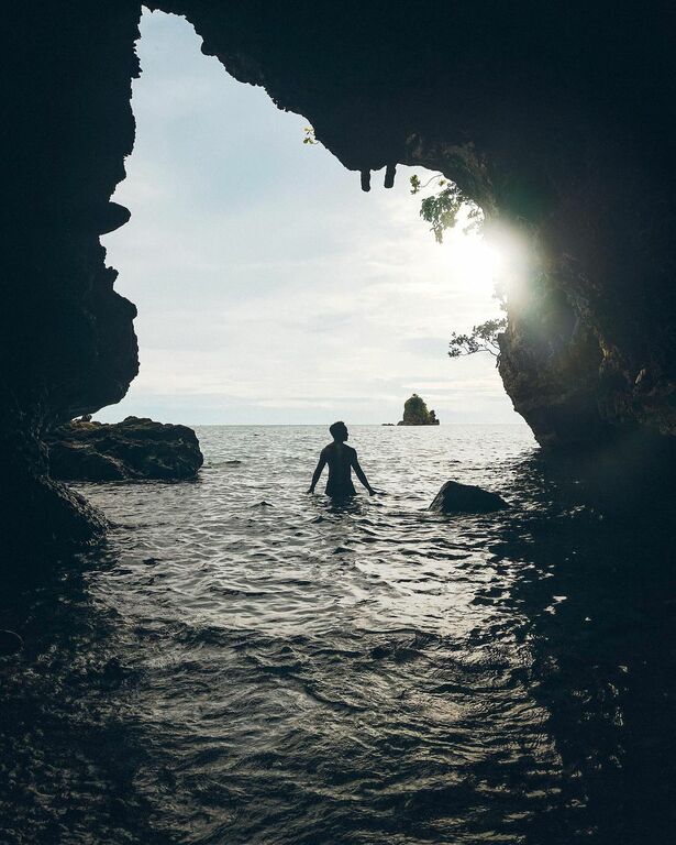 Maasin Island Cave, Sipalay