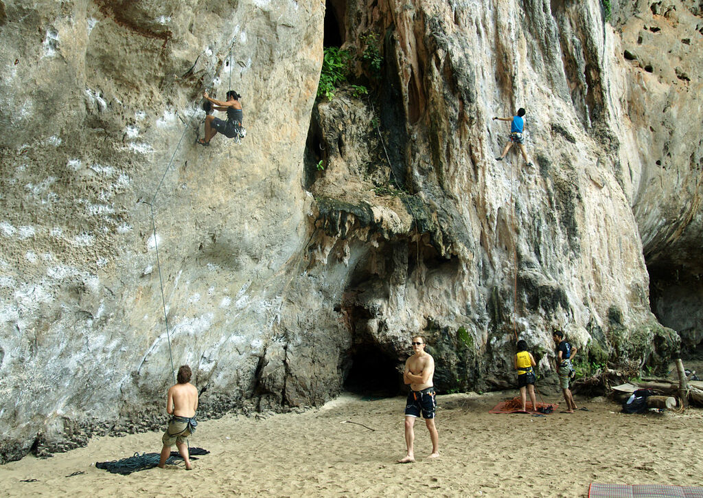 Rock climber Phra Nang 3