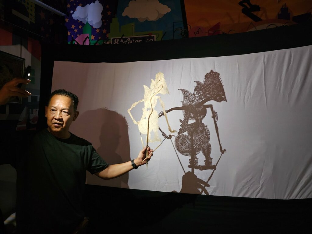 Makutharama Wayang Puppet Studio