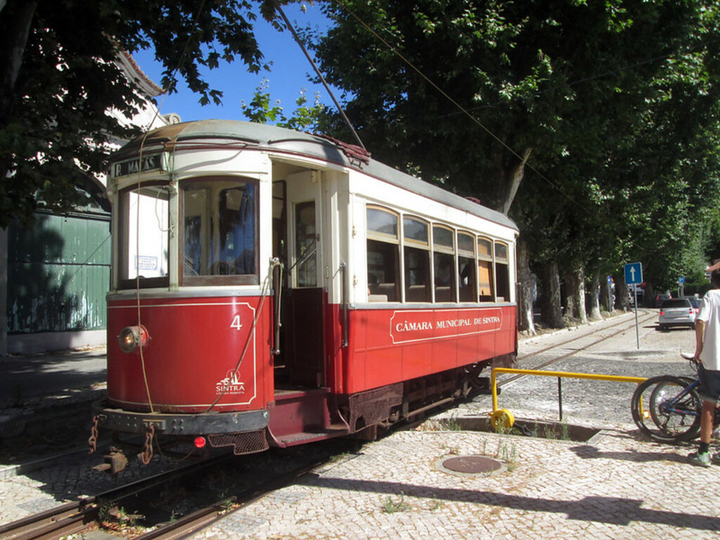 Eléctrico de Sintra / Sintra tram