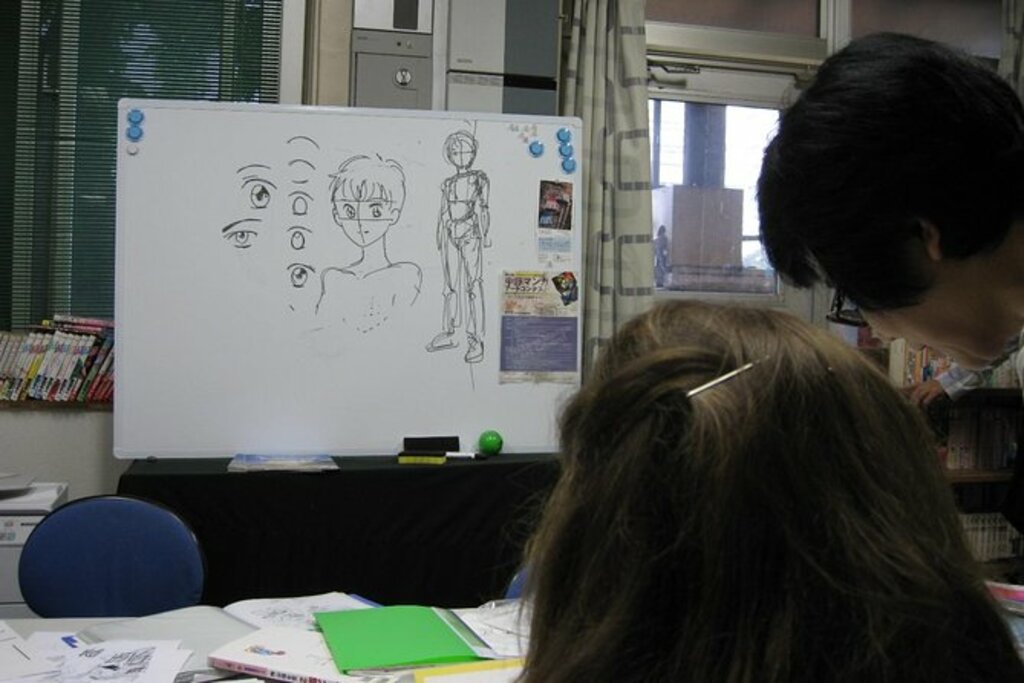 Manga Lesson with a professional Japanese Manga Artist in Nakano