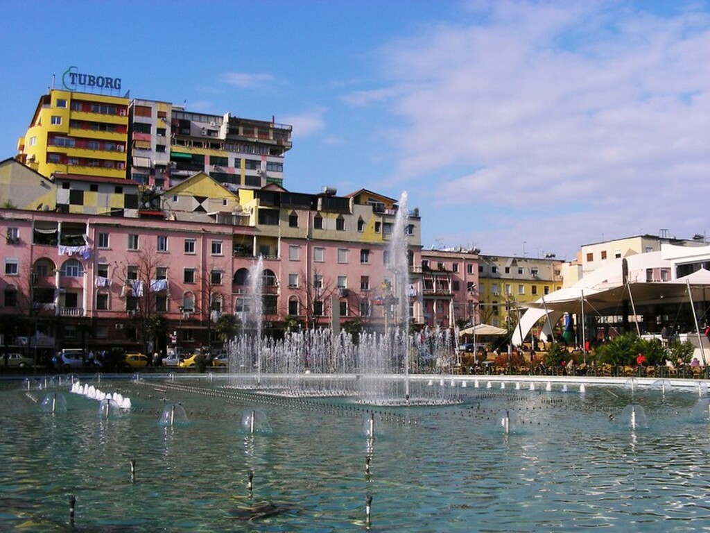 Tirana, Blloku