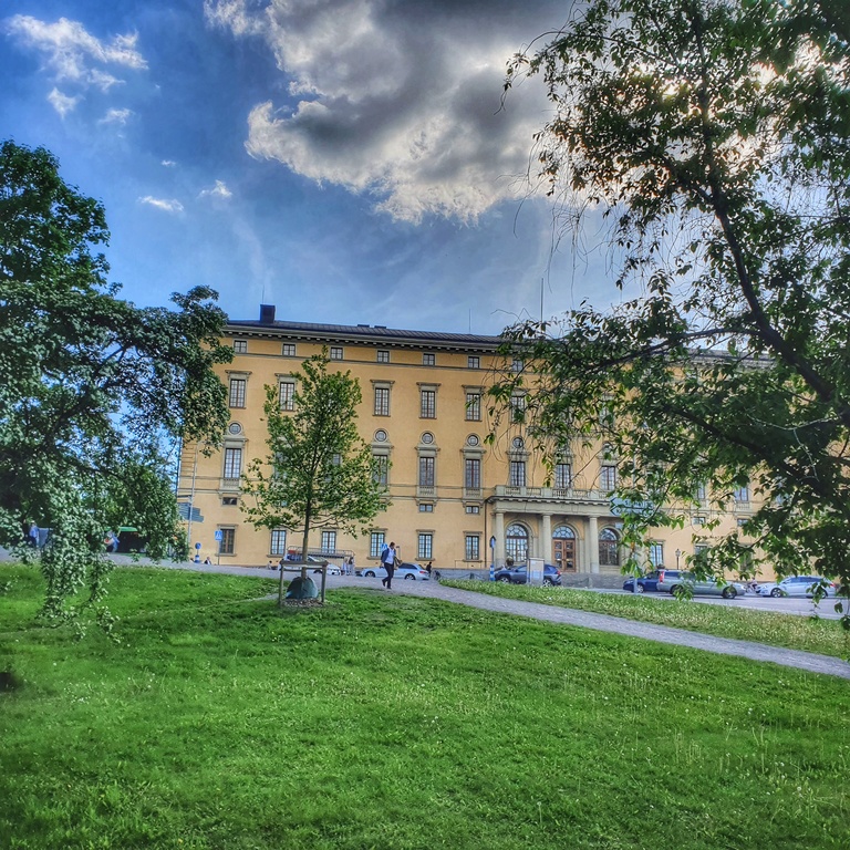  Carolina Rediviva Library