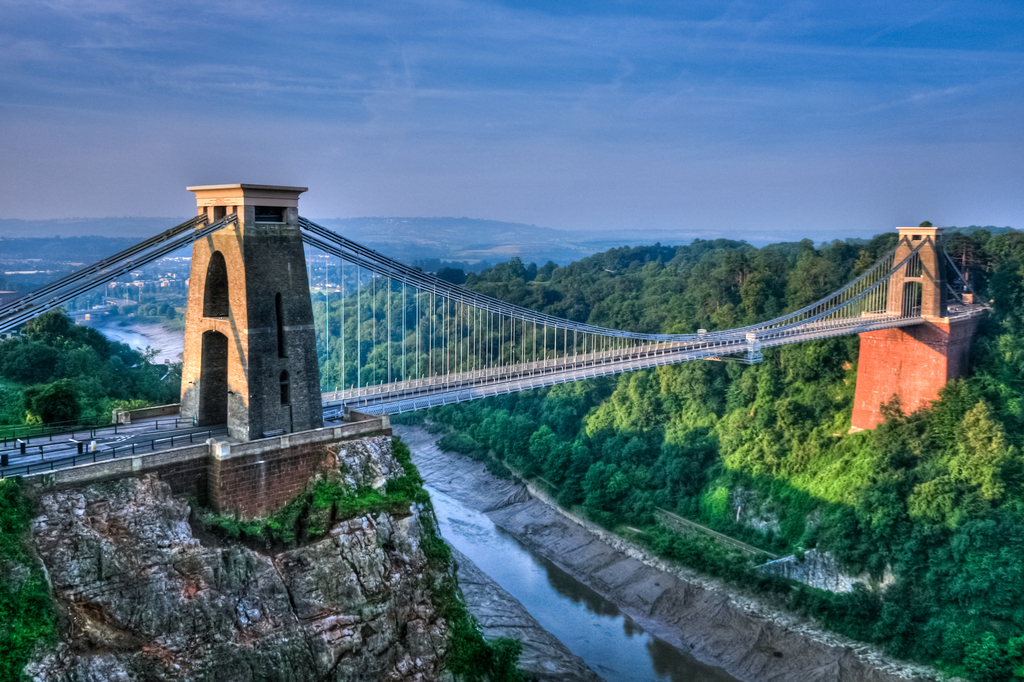 Clifton suspension bridge at dawn