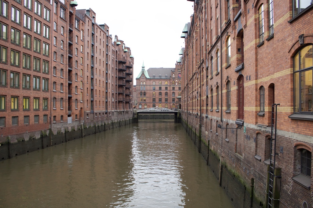 things to do in hamburg | the warehouse district and binnenhafen