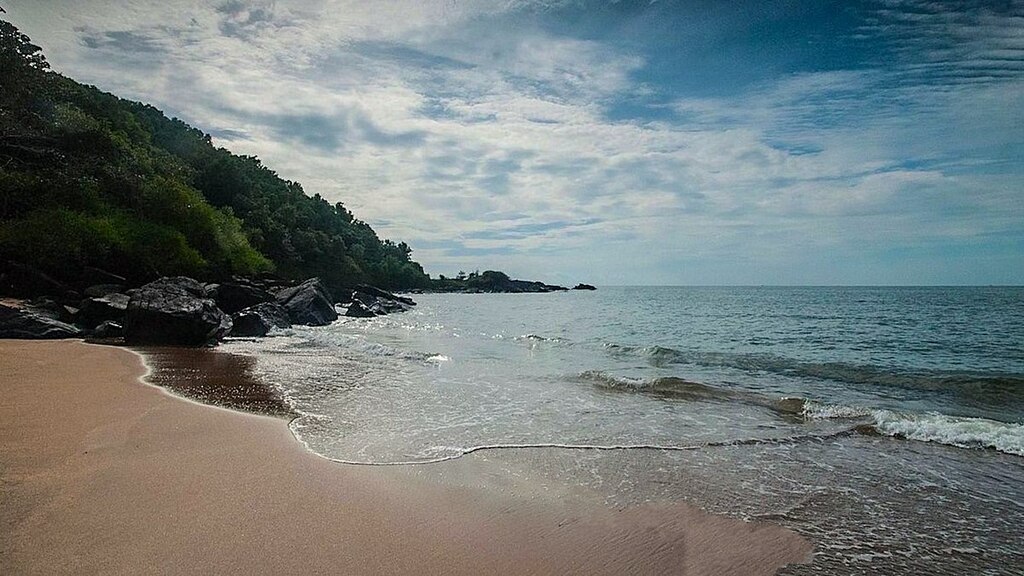 Halfmoon Beach Gokarna 