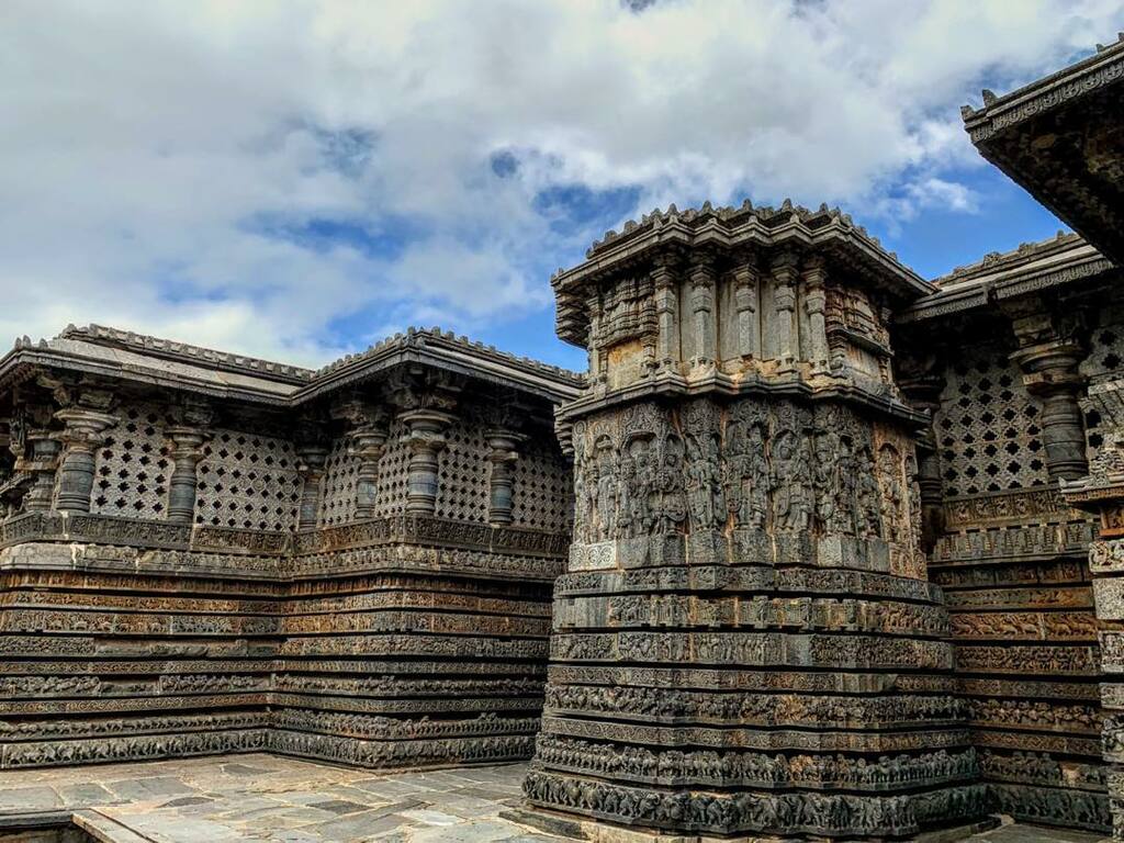 best places to visit in karnataka | halebeedu