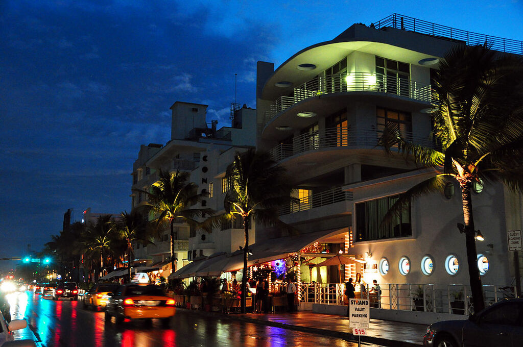 Ocean drive south beach miami night