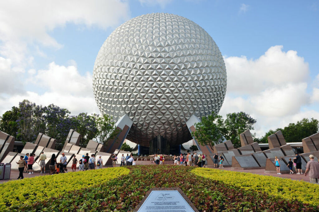 1 epcot spaceship earth 2010a