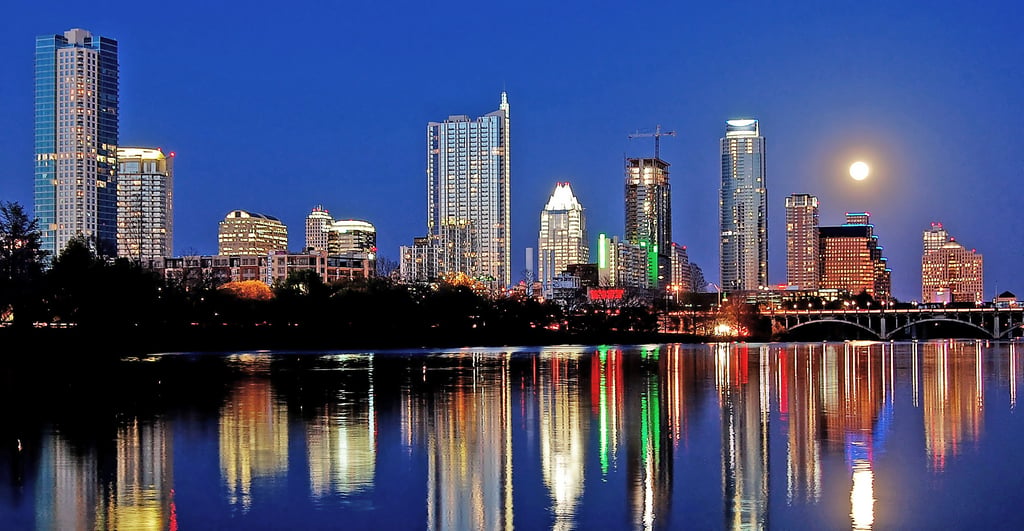 AustinSkylineLouNeffPoint-2010-03-29-b