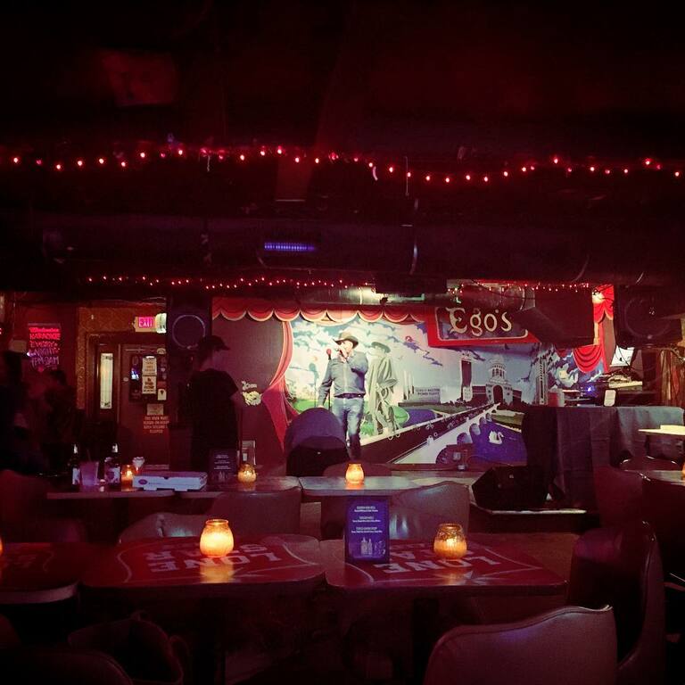 bachelorette parties in austin | attend a karaoke night at ego's