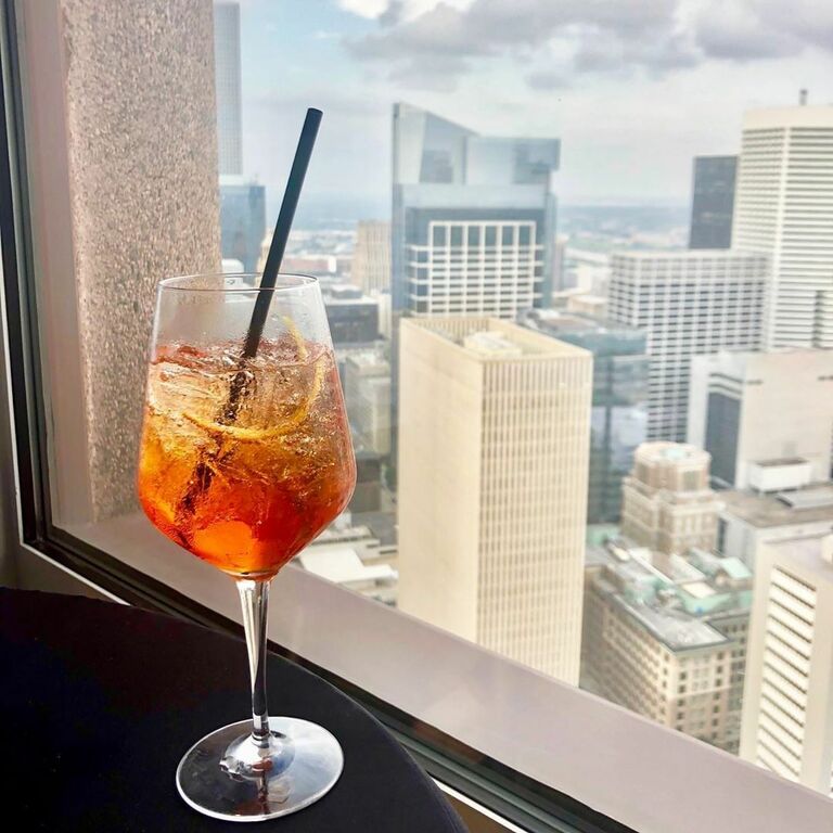 rooftop restaurants in houston | strato 550