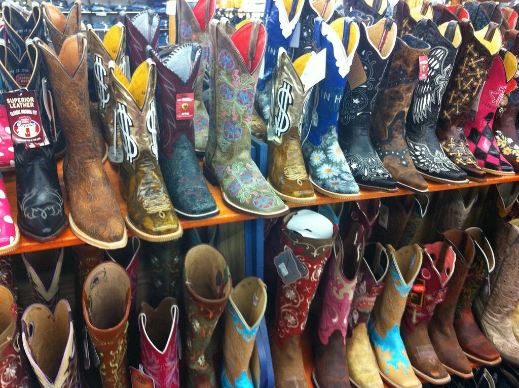Women's cowboy boots