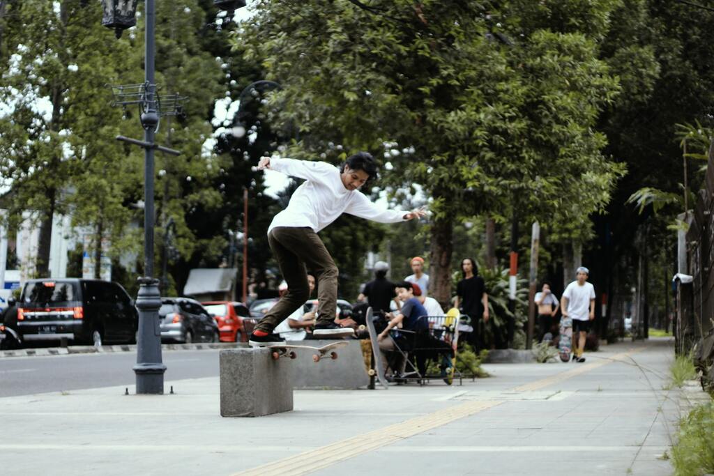 Skateboard