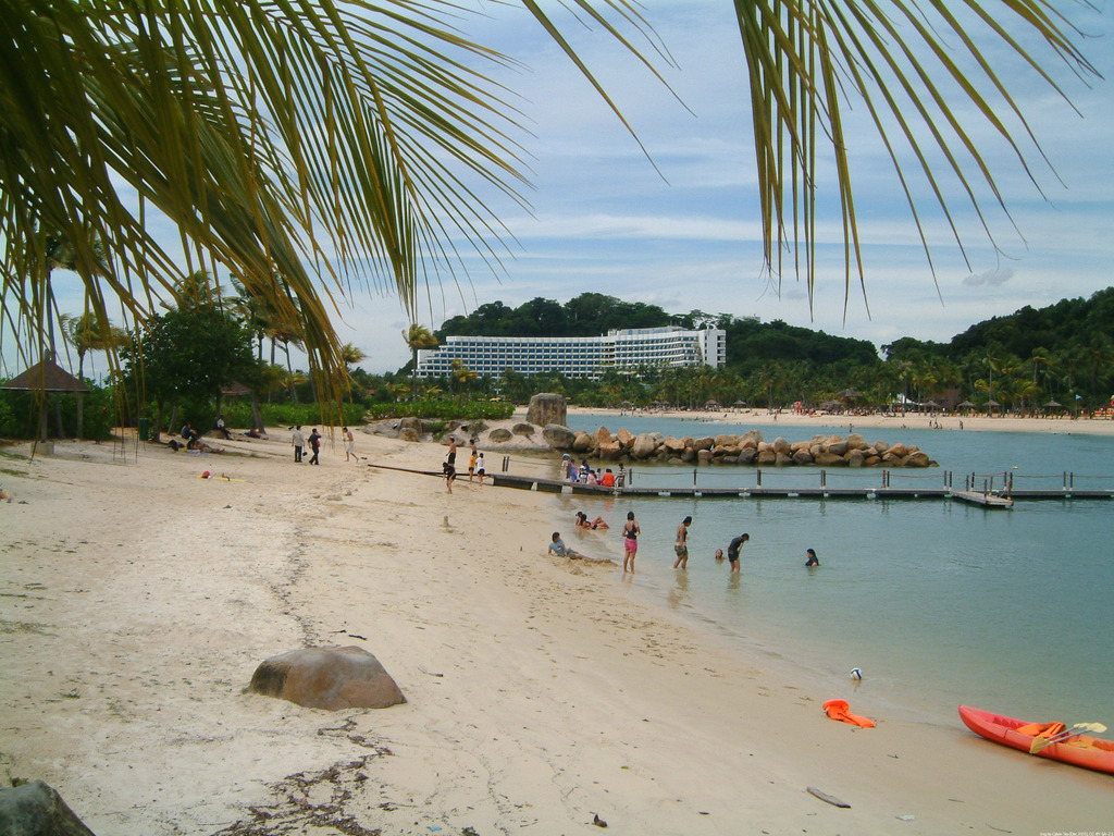 Sentosa siloso beach 2