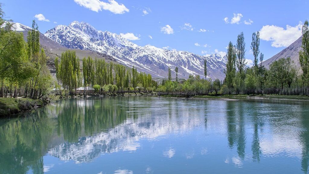 Phander Lake, Ghizer, Gilgit–Baltistan