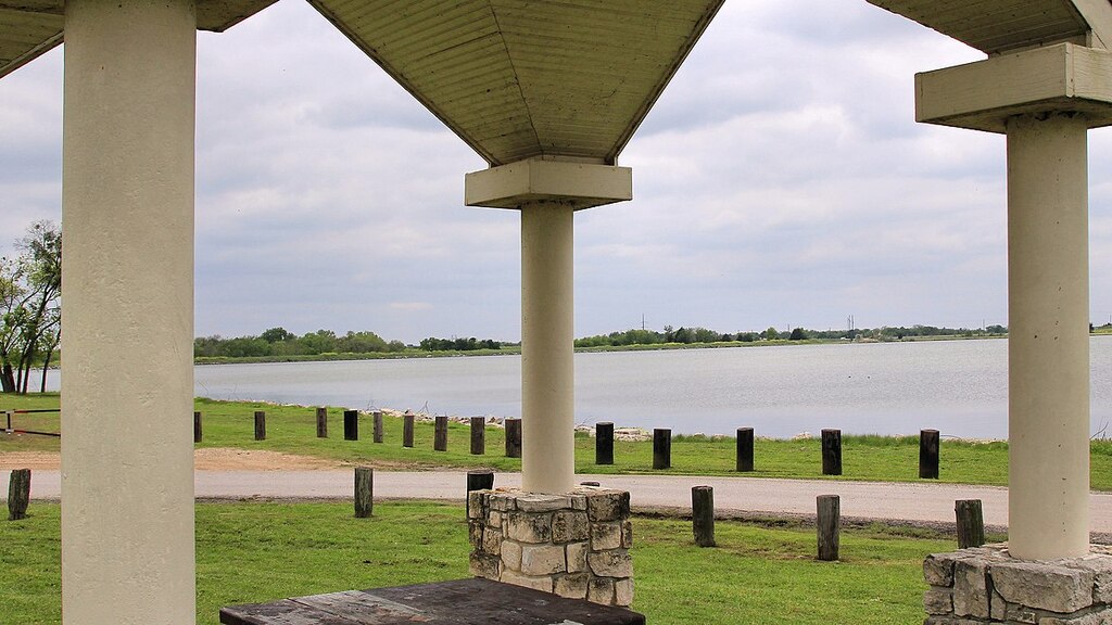 Lake Clark Ennis Texas 2018