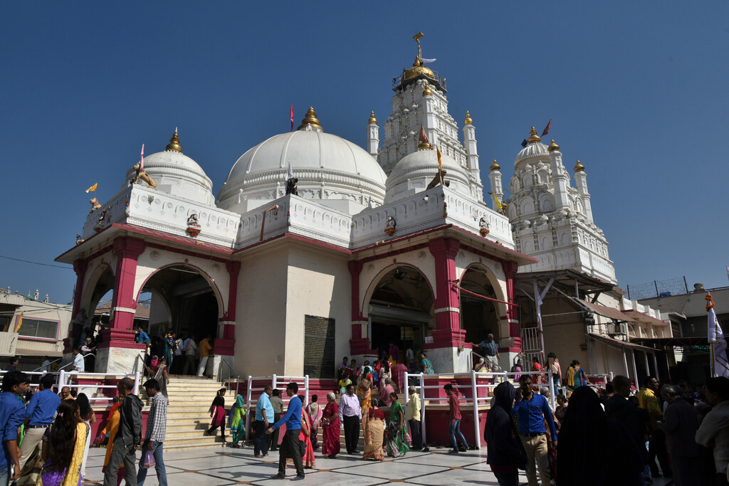 Dakore temple - By Ashesh Shah