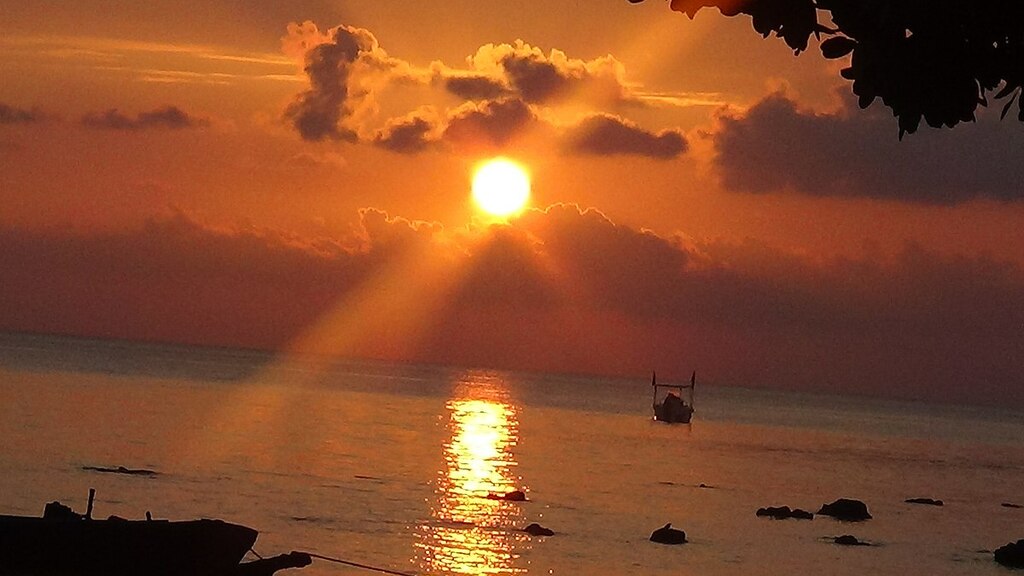 Sunrise at andaman govindnagar beach