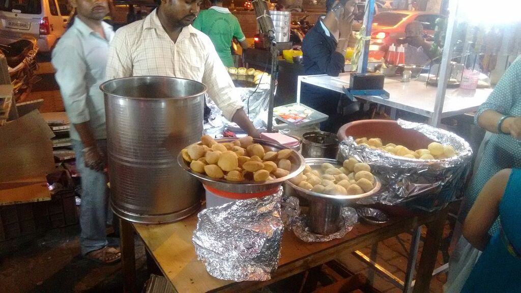 Golgappas and Tikki (2)