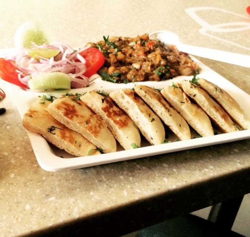 Matar Kulcha