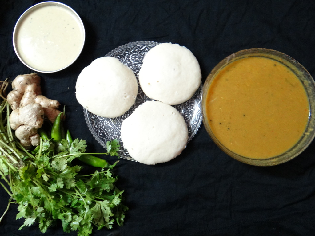Idlis with Sambar and Coconut Chutney