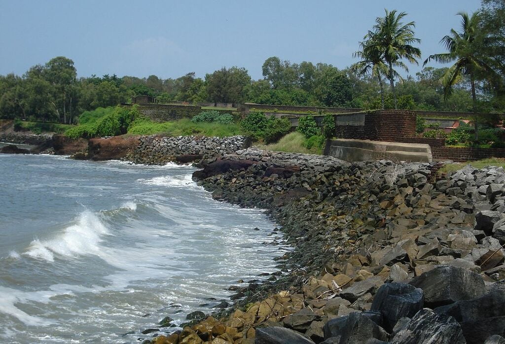 Kannur-Fort-and-Arabian-Sea